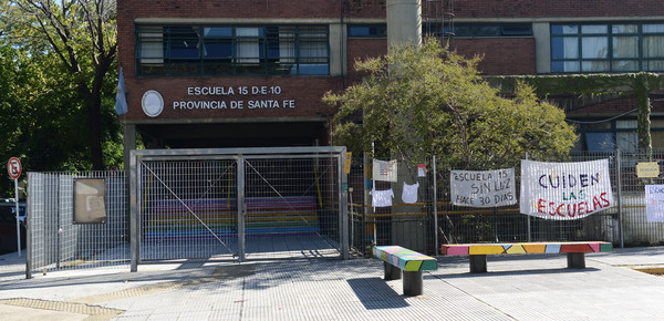 Robo en una escuela de Saavedra: las familias denuncian que es el tercero en un año y piden más seguridad