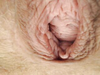 Bizarre Closeup Twat Stretching Vulva Love Button Lips