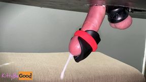 Hands Free Cum Milking With Dick Vibrator Toy