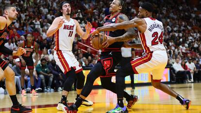 Un momento del partido de este viernes entre Miami Heat y los Chicago Bulls.