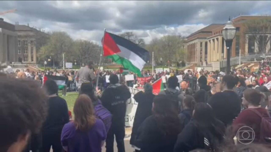 EUA: mais duas universidades firmam acordo para encerrar protestos pró-palestina - Programa: Bom Dia Brasil 